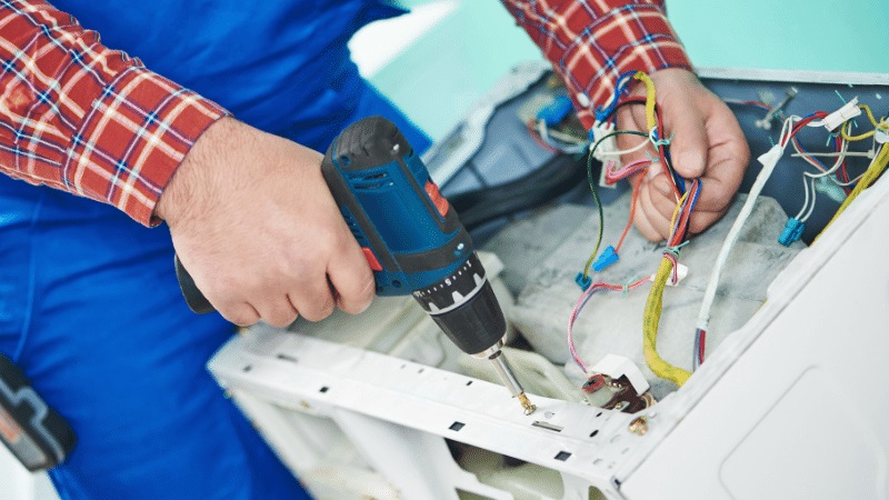 Sarıgöl İmmergas İmmergas çamaşır makinesi kart tamiri – Su almama arızası orijinal parça ile giderildi. - Teknik servis örneği